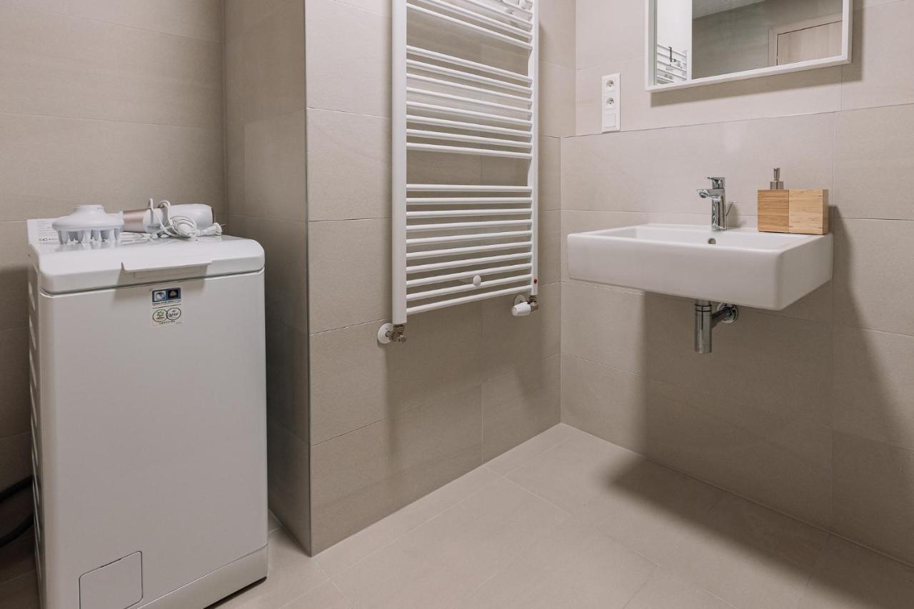Skau Coral Residence In Sky Park 22 Floor 1Tower Panoramic View Free Parking Bratislava Exterior foto